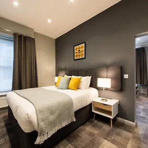 Apartment The Spires Serviced, Cardiff