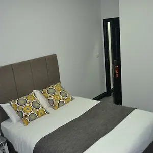 ** Hotel Manor House London Royaume-Uni